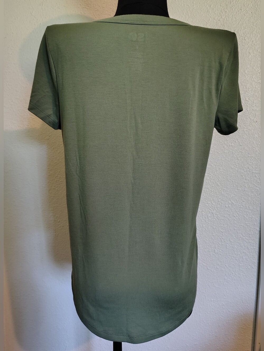 SO Goods For Life 3-Pack Scoop & V Neck Tops Blue, Light Blue, Olive Women Small - Picture 13 of 13